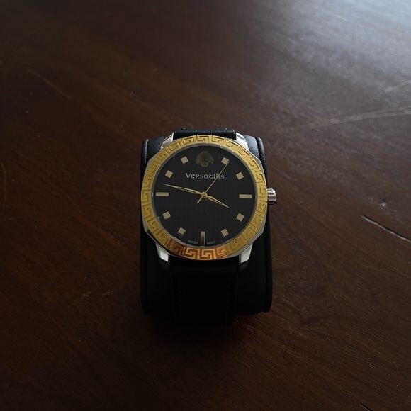 Other - Versacilis watch